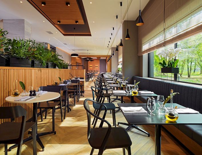 W naszej restauracji i barze znajdziesz niebanalne menu i szeroki wybór piw kraftowych